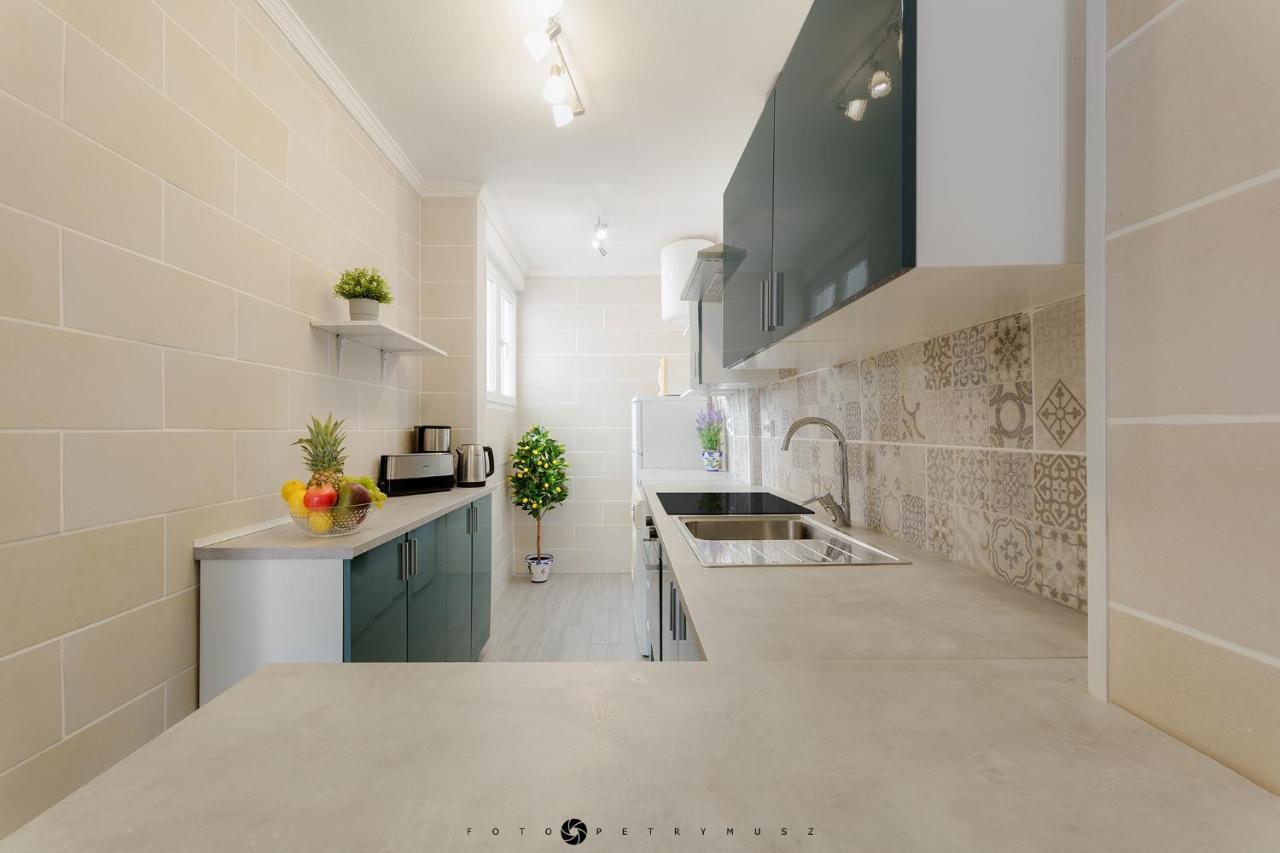 Apartment With Pool, Sea Views & Balcony Less Than 10Min Walk To La Mata Beach! Torrevieja Eksteriør bilde